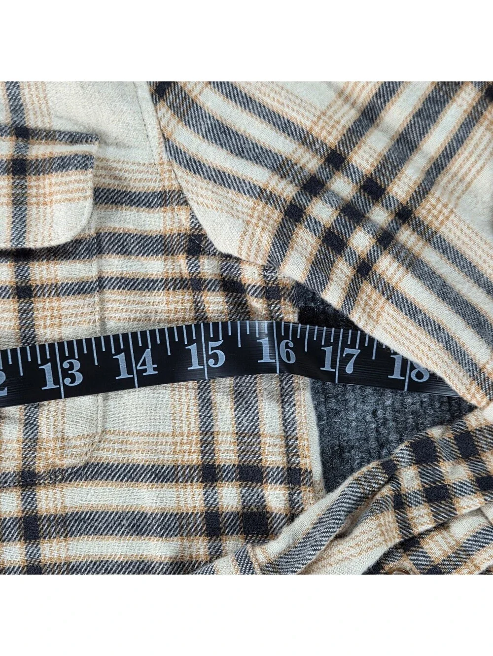 Old Navy Boy's Beige,Tan,Grey Plaid Cotton ButtonUp Long Sleeve Shirt M(8)